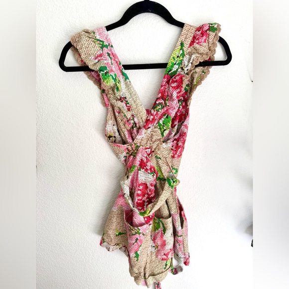 Farm Rio Floral Printed Criss Cross Back Ruffle Romper Boho Tropical - Picture 7 of 8
